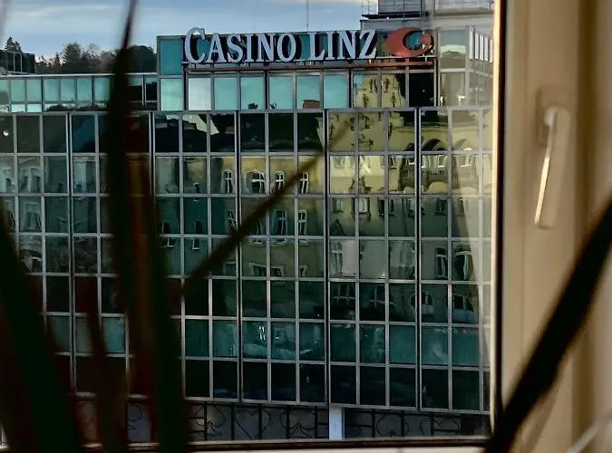 Urbanstays Landstrasse - Center - Near Casino *